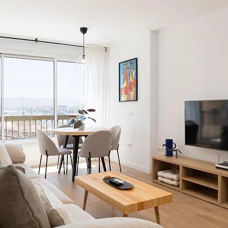 Apartment C36 Elegant 2 Bdr Amazing Views *