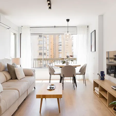 C36 Elegant 2 Bdr Amazing Views * Malaga