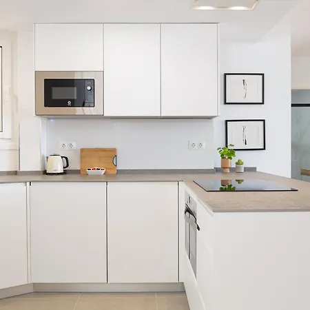 C36 Elegant 2 Bdr Amazing Views Appartement
