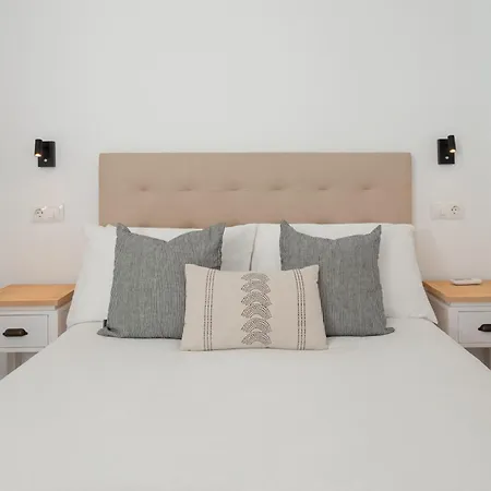 C36 Elegant 2 Bdr Amazing Views