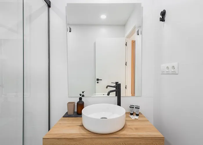 C36 Elegant 2 Bdr Amazing Views Daire Málaga